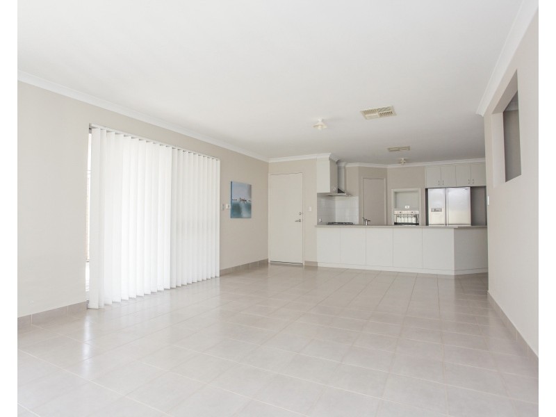 2/114 Gerard Street, East Cannington WA 6107