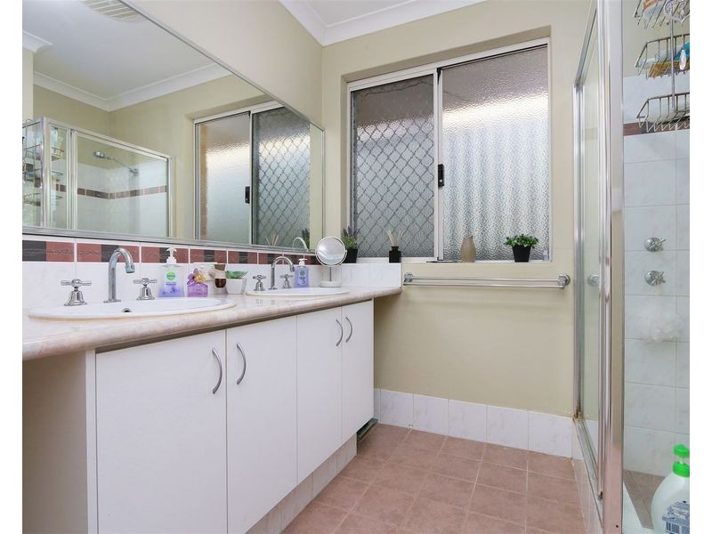 7 Minnow Fairway, Aveley WA 6069