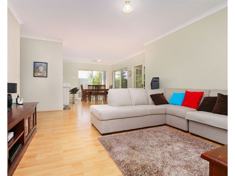 7 Minnow Fairway, Aveley WA 6069