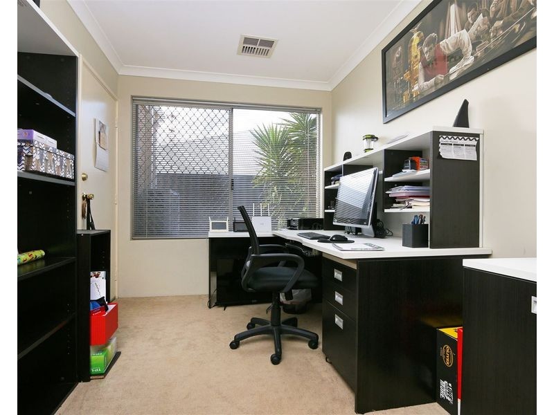 7 Minnow Fairway, Aveley WA 6069