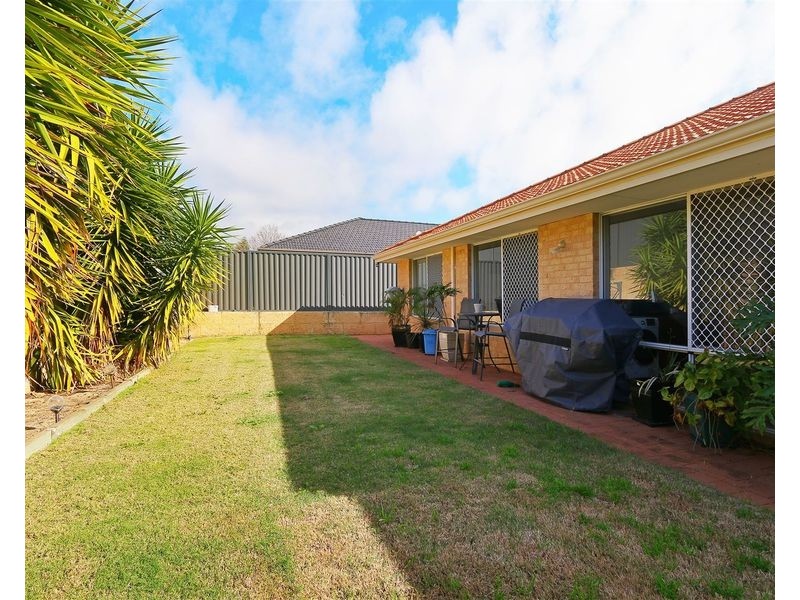 7 Minnow Fairway, Aveley WA 6069