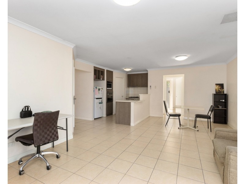 4/130 Ladywell Street, Beckenham WA 6107