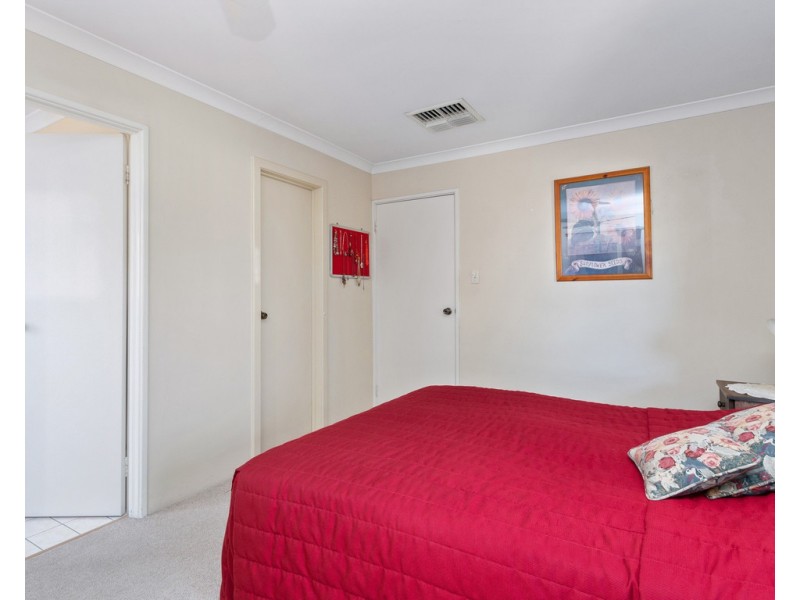 21 Carcoo Court, Beckenham WA 6107