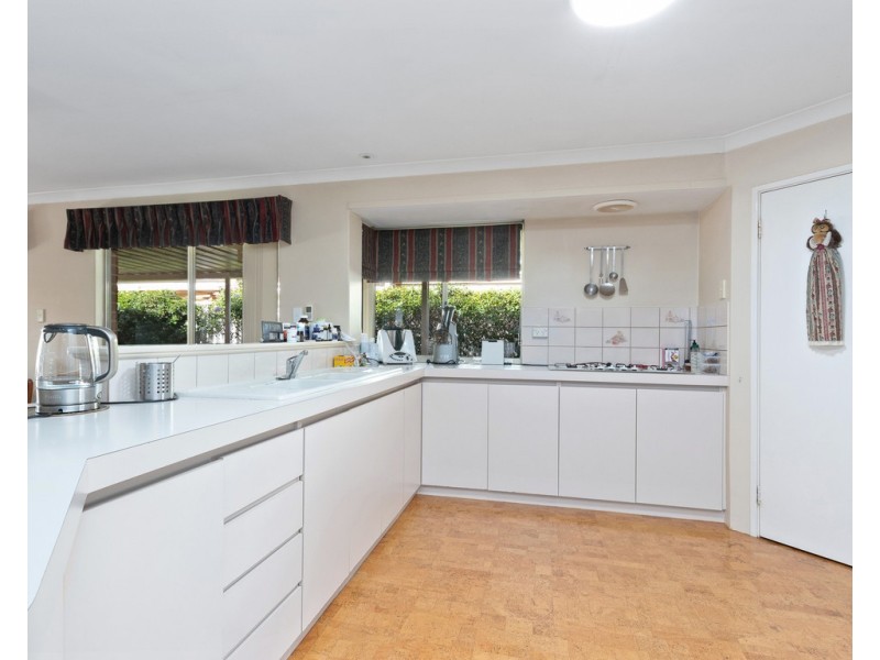 21 Carcoo Court, Beckenham WA 6107