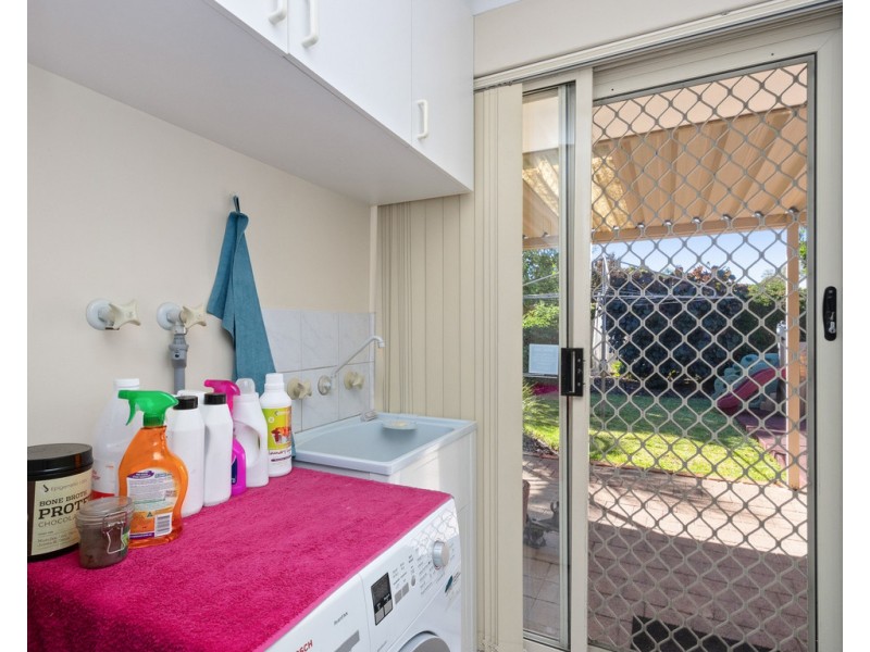 21 Carcoo Court, Beckenham WA 6107