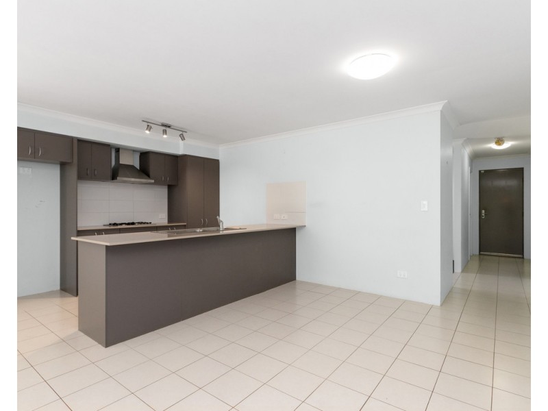 9/11 Brookland ST, Beckenham WA 6107