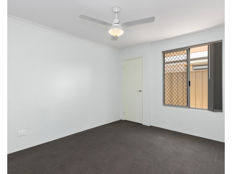 9/11 Brookland ST, Beckenham WA 6107