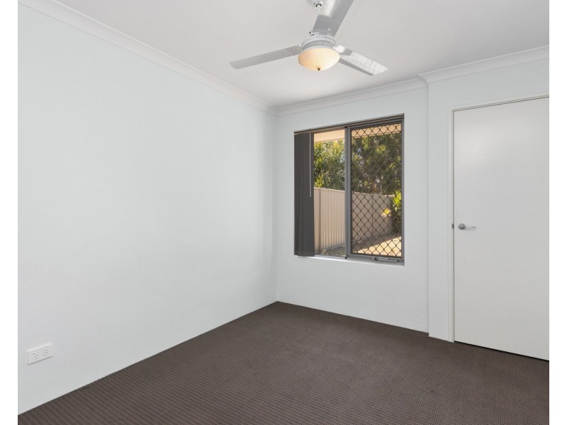 9/11 Brookland ST, Beckenham WA 6107