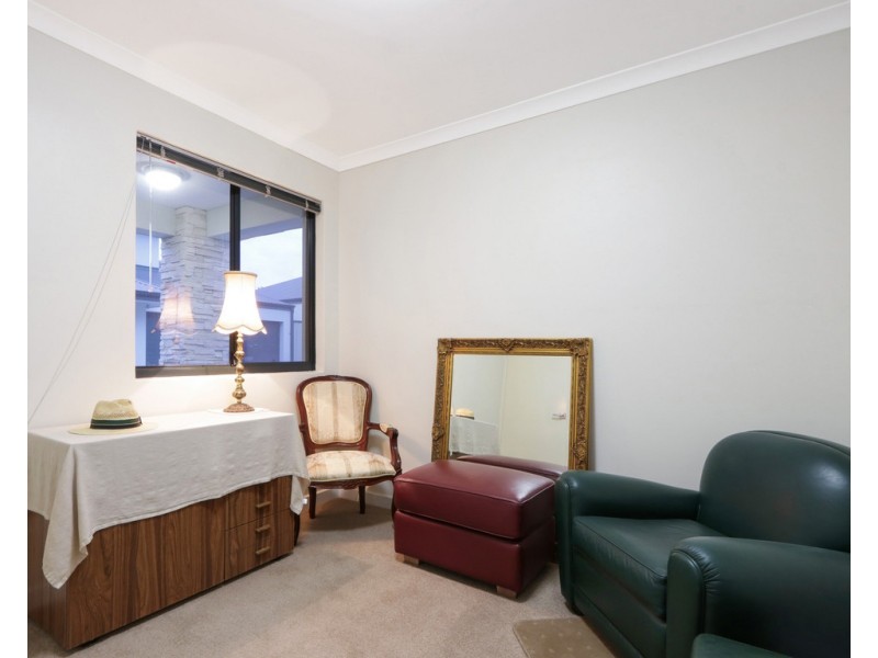 4/31 Woodloes Street, Cannington WA 6107