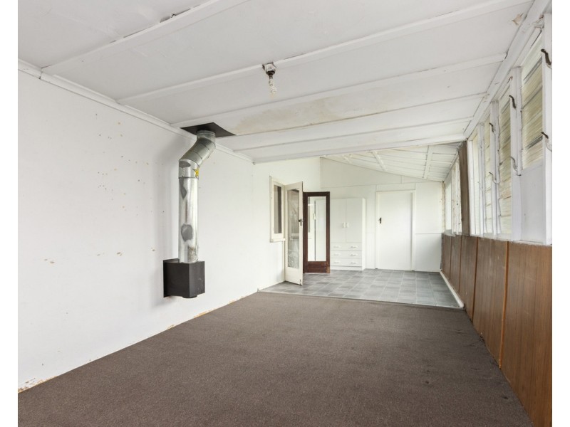 6 Fletcher St, Cannington WA 6107