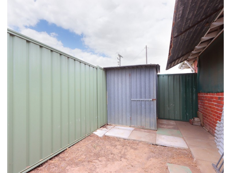 6 Fletcher St, Cannington WA 6107