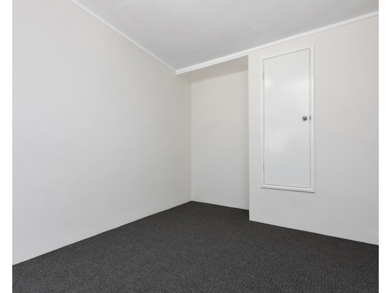 40B Southgate St, Langford WA 6147