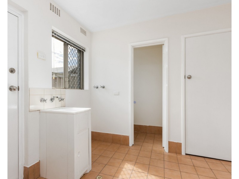 40B Southgate St, Langford WA 6147