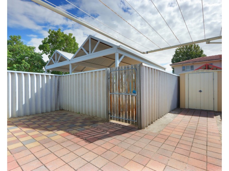 40B Southgate St, Langford WA 6147