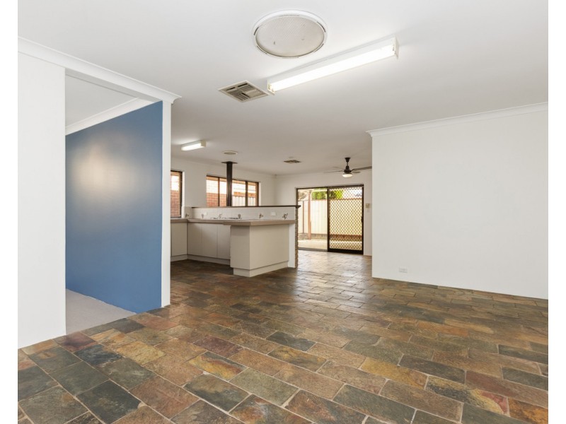 1/15 Morgan Street, Cannington WA 6107