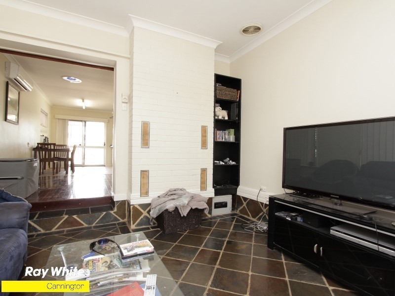 18 Dulwich Street, Beckenham WA 6107