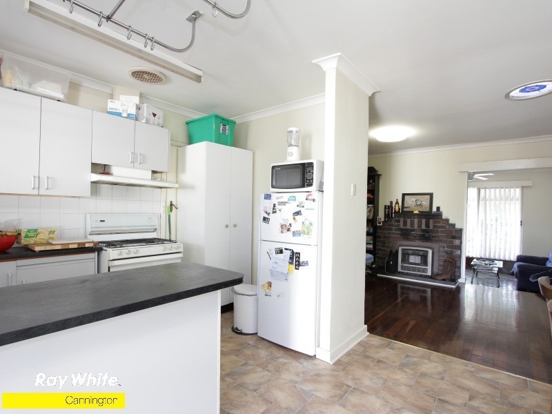 18 Dulwich Street, Beckenham WA 6107