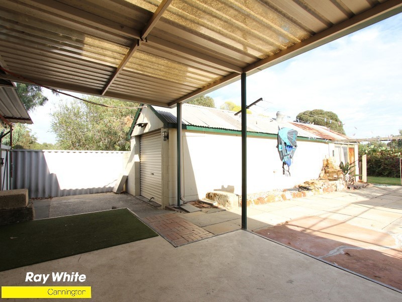 18 Dulwich Street, Beckenham WA 6107