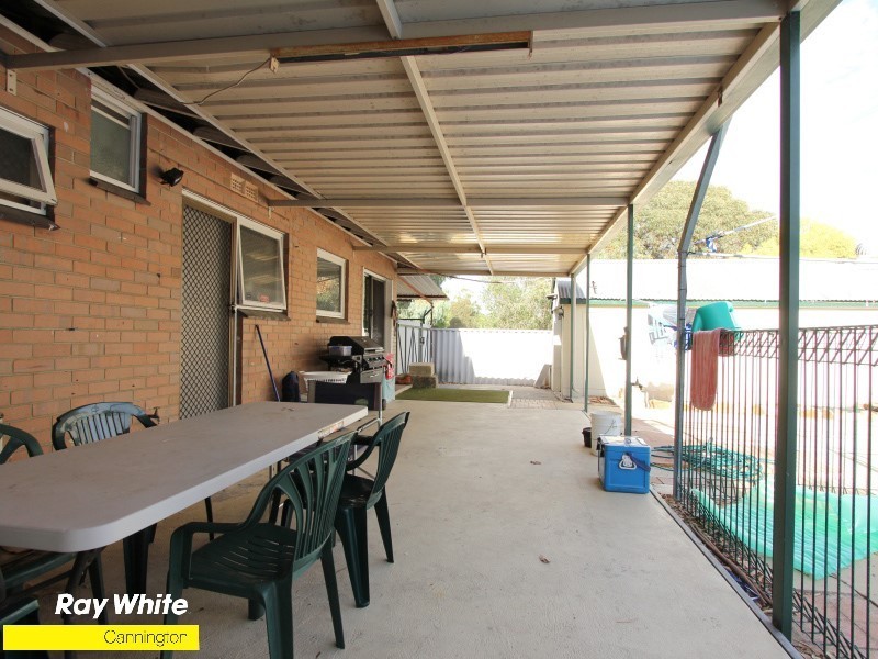 18 Dulwich Street, Beckenham WA 6107