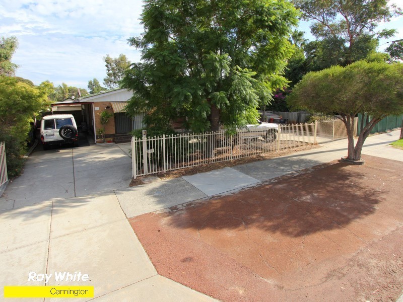 18 Dulwich Street, Beckenham WA 6107