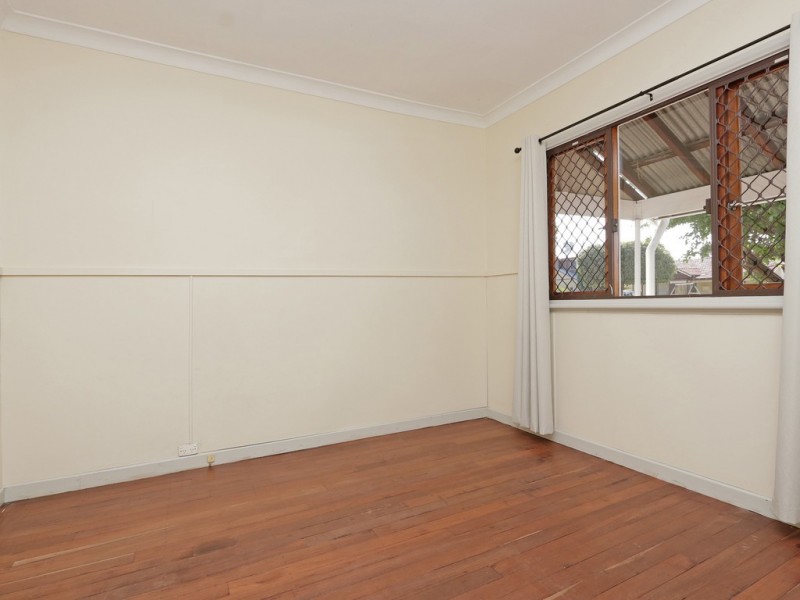 76 Jubilee Street, Beckenham WA 6107