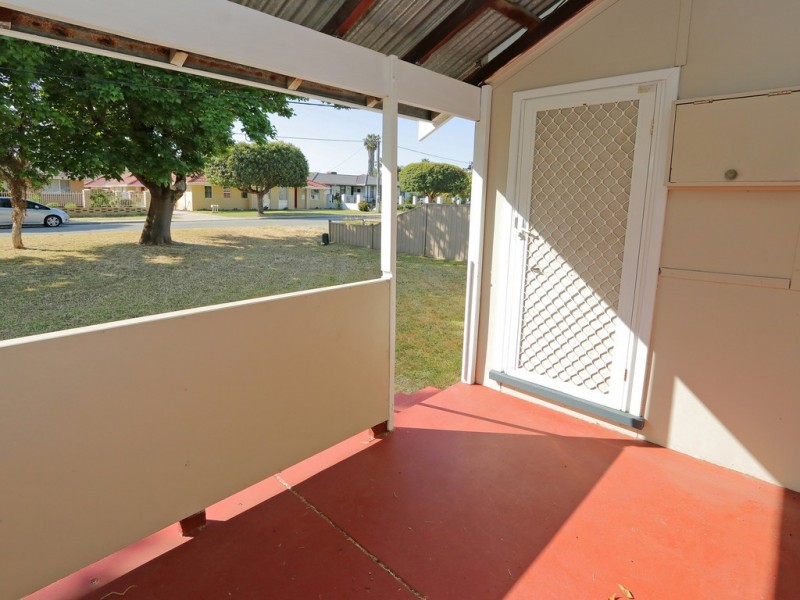 76 Jubilee Street, Beckenham WA 6107