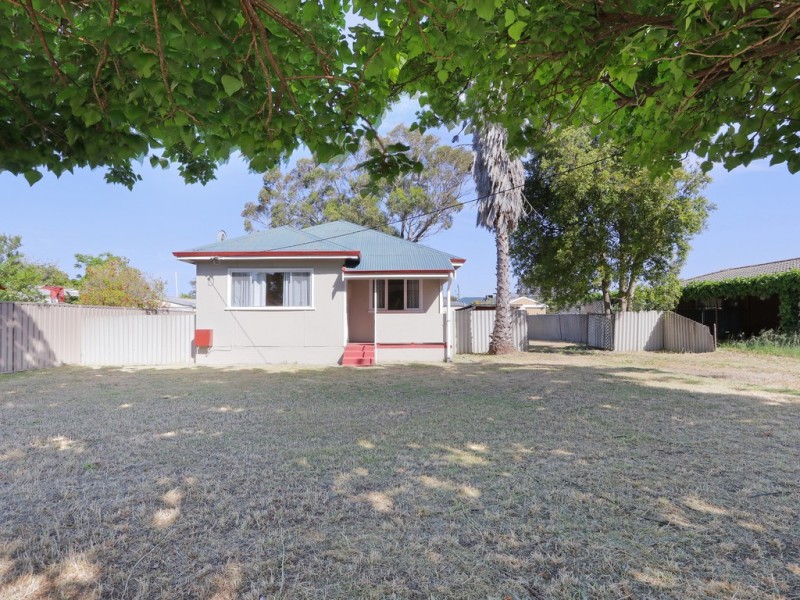 76 Jubilee Street, Beckenham WA 6107