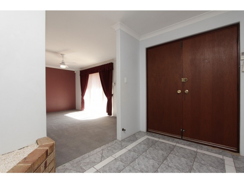 105 Luyer Ave, Beckenham WA 6107