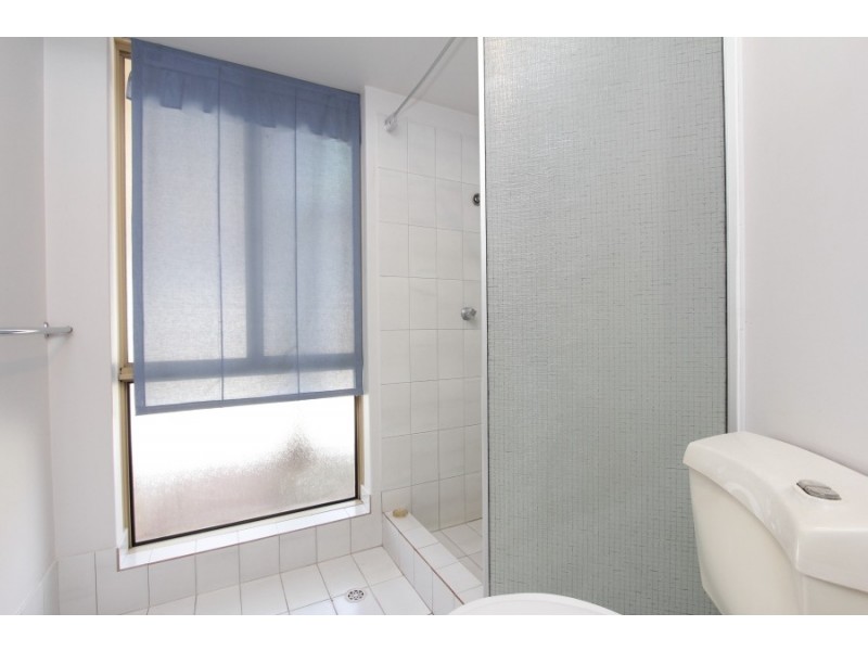 105 Luyer Ave, Beckenham WA 6107