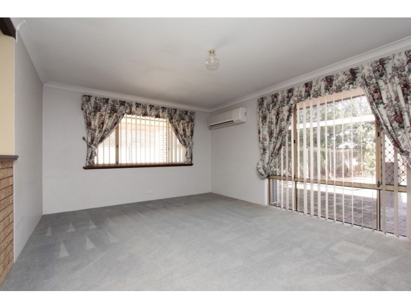 105 Luyer Ave, Beckenham WA 6107