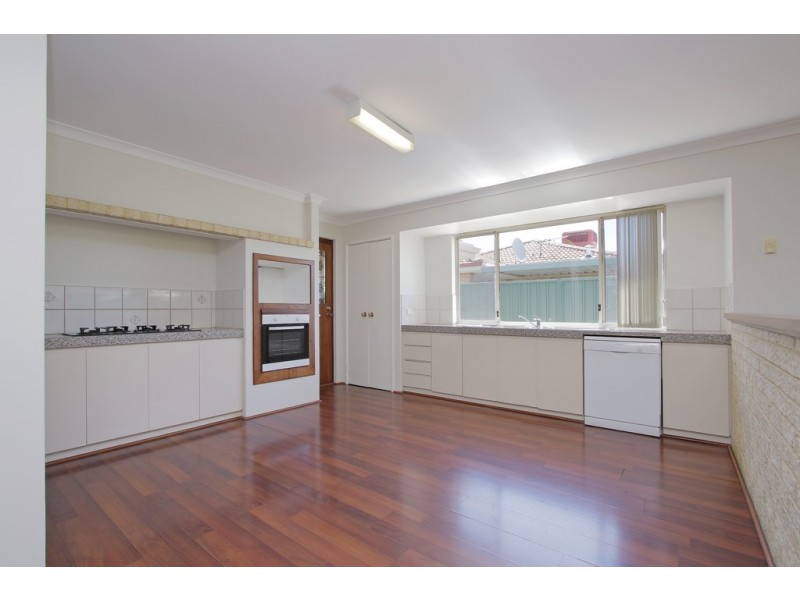 18 Schaffers Place, Thornlie WA 6108