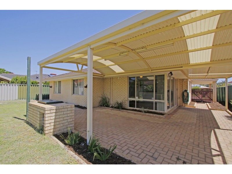 18 Schaffers Place, Thornlie WA 6108