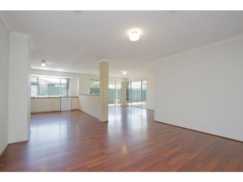 18 Schaffers Place, Thornlie WA 6108