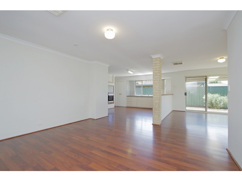 18 Schaffers Place, Thornlie WA 6108