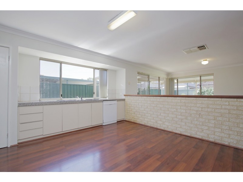 18 Schaffers Place, Thornlie WA 6108