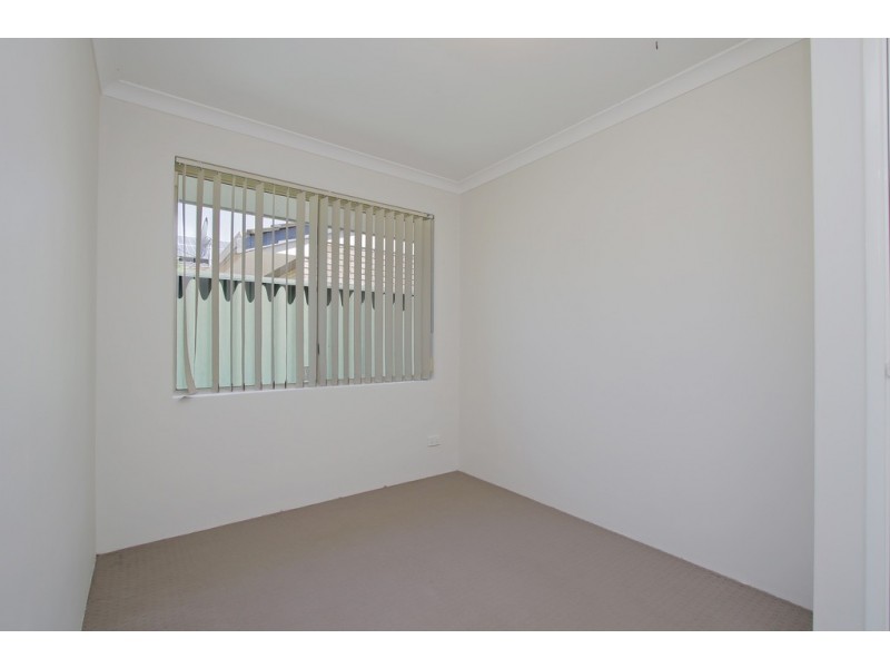 18 Schaffers Place, Thornlie WA 6108