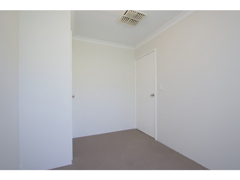 18 Schaffers Place, Thornlie WA 6108