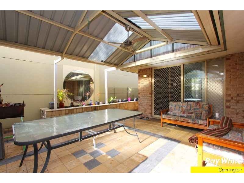 8/3 Rochester Ave, Beckenham WA 6107