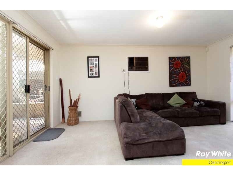 8/3 Rochester Ave, Beckenham WA 6107