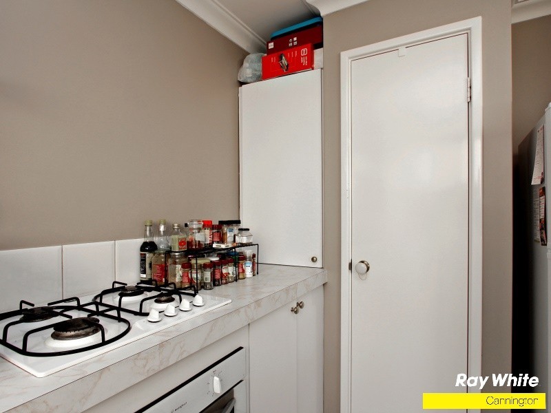 1/18 Hogarth St, Cannington WA 6107