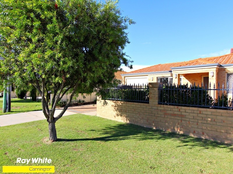 1/18 Hogarth St, Cannington WA 6107