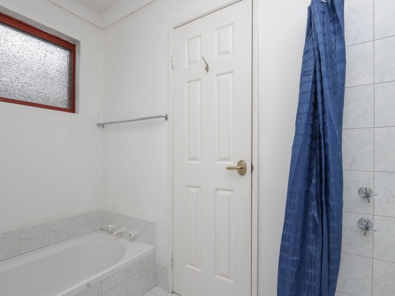 36 Crawford Street, Cannington WA 6107