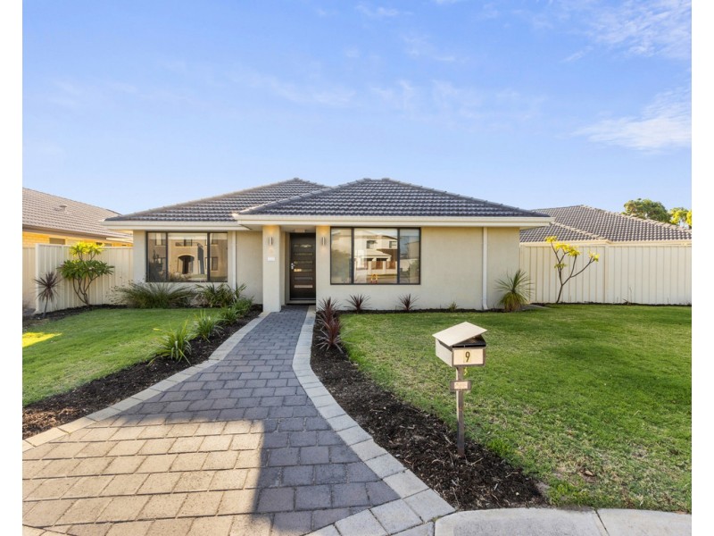 9 Glenariff Boulevard, Canning Vale WA 6155