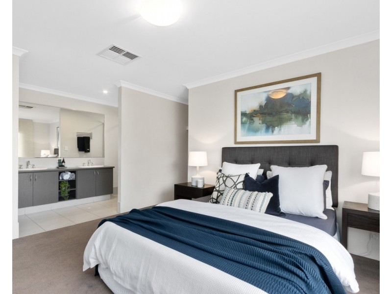 9 Glenariff Boulevard, Canning Vale WA 6155