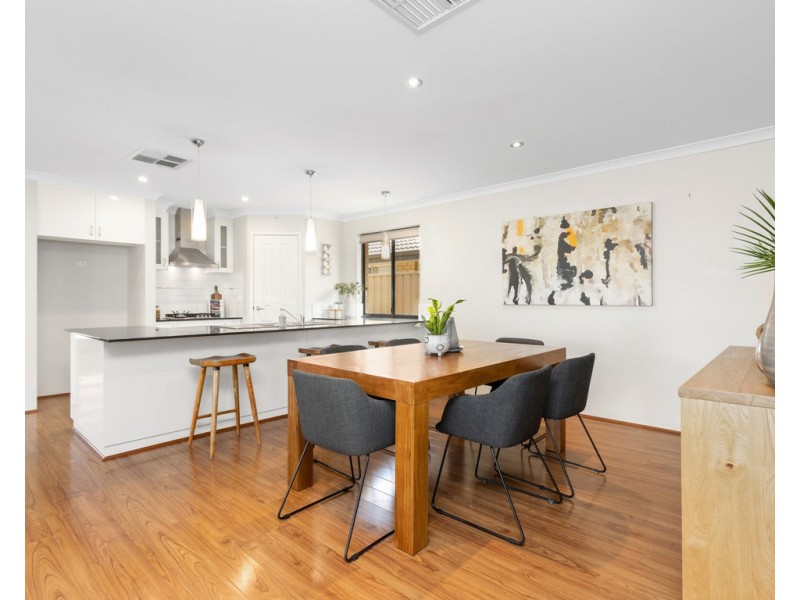 9 Glenariff Boulevard, Canning Vale WA 6155