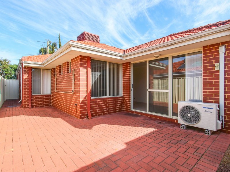 8/14 Renou Street, Queens Park WA 6107