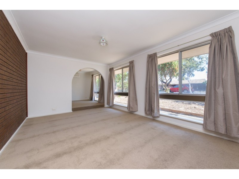 4 Jennings Court, Langford WA 6147