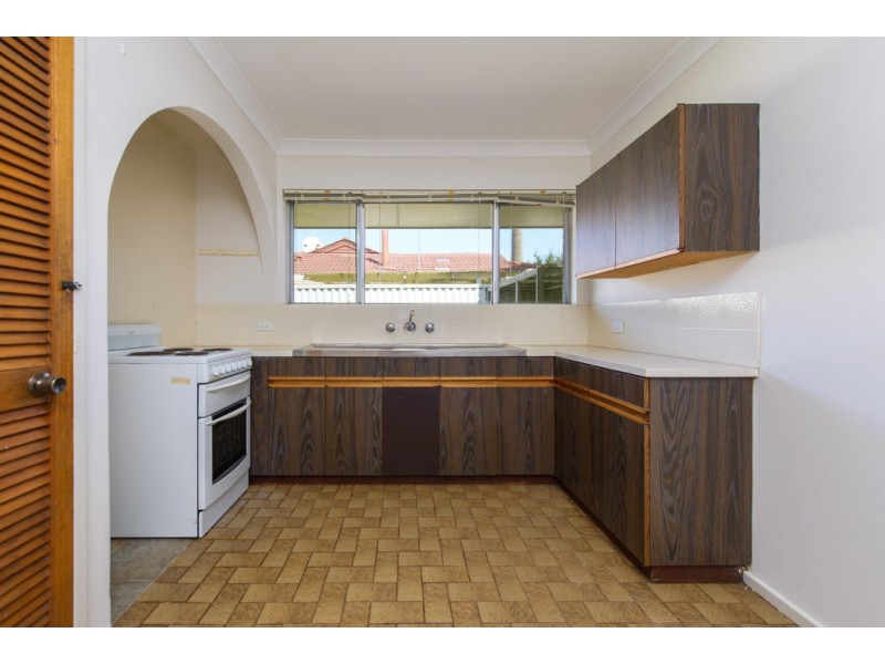 4 Jennings Court, Langford WA 6147