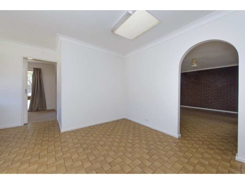 4 Jennings Court, Langford WA 6147