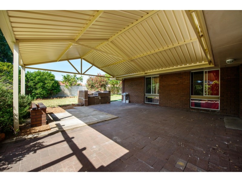 4 Jennings Court, Langford WA 6147